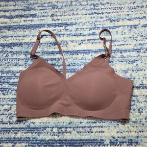 Seamless Brown Bra